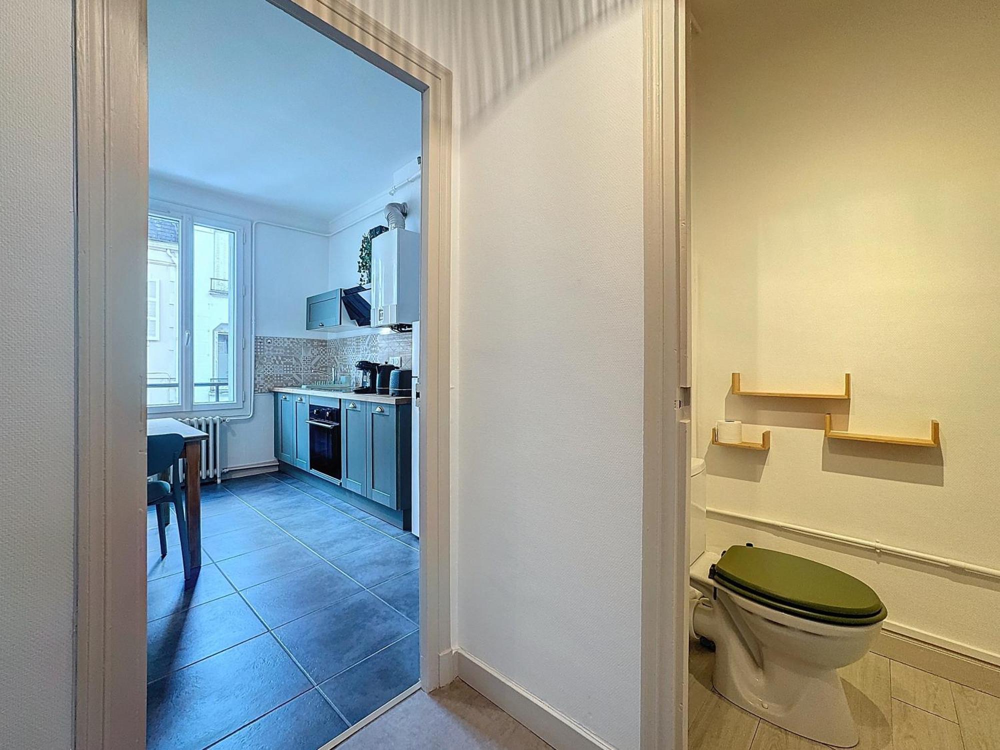 Le 2-F2 Centre Historique Apartment มงต์ลูซง ภายนอก รูปภาพ